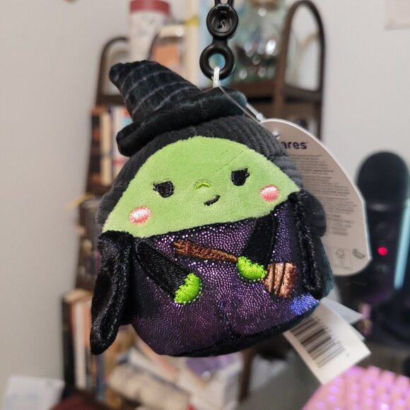 NWT 2024 Squishmallow Wicked Elphaba Keychain 3" Ultra Soft Clip - Picture 1 of 3